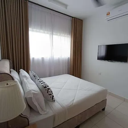 Mamaqarl Homestay Near Klia With Wi-Fi And Transport Sepang Exterior photo